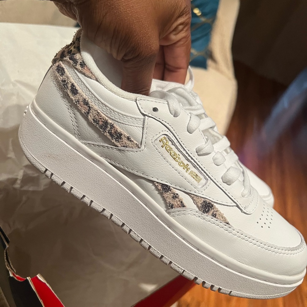 Reebok Women's White and Tan Sneakers